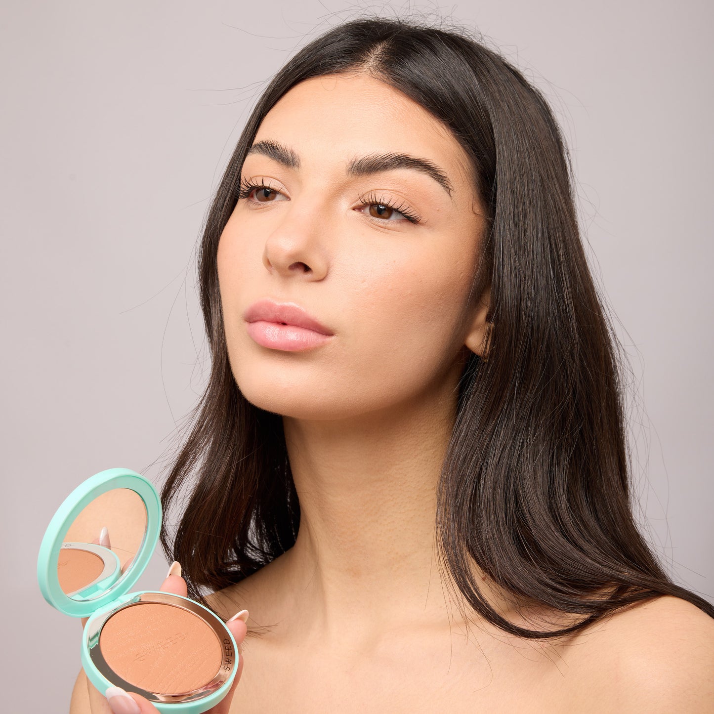 The Bronzing Powder / Tan