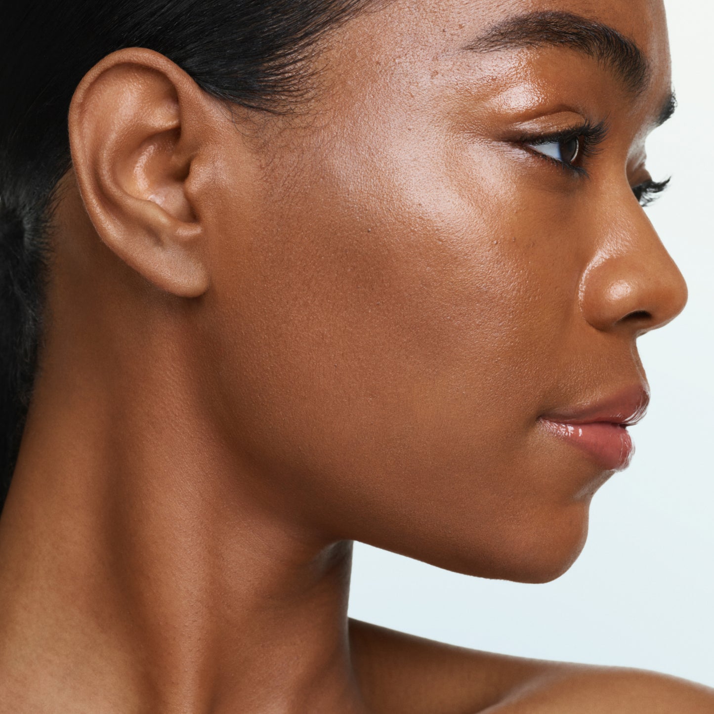 The SUPER Tinted Hydrator / Shade 09