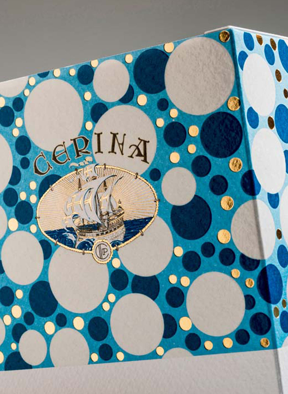Cerina Sea Breeze Candle / 270 g