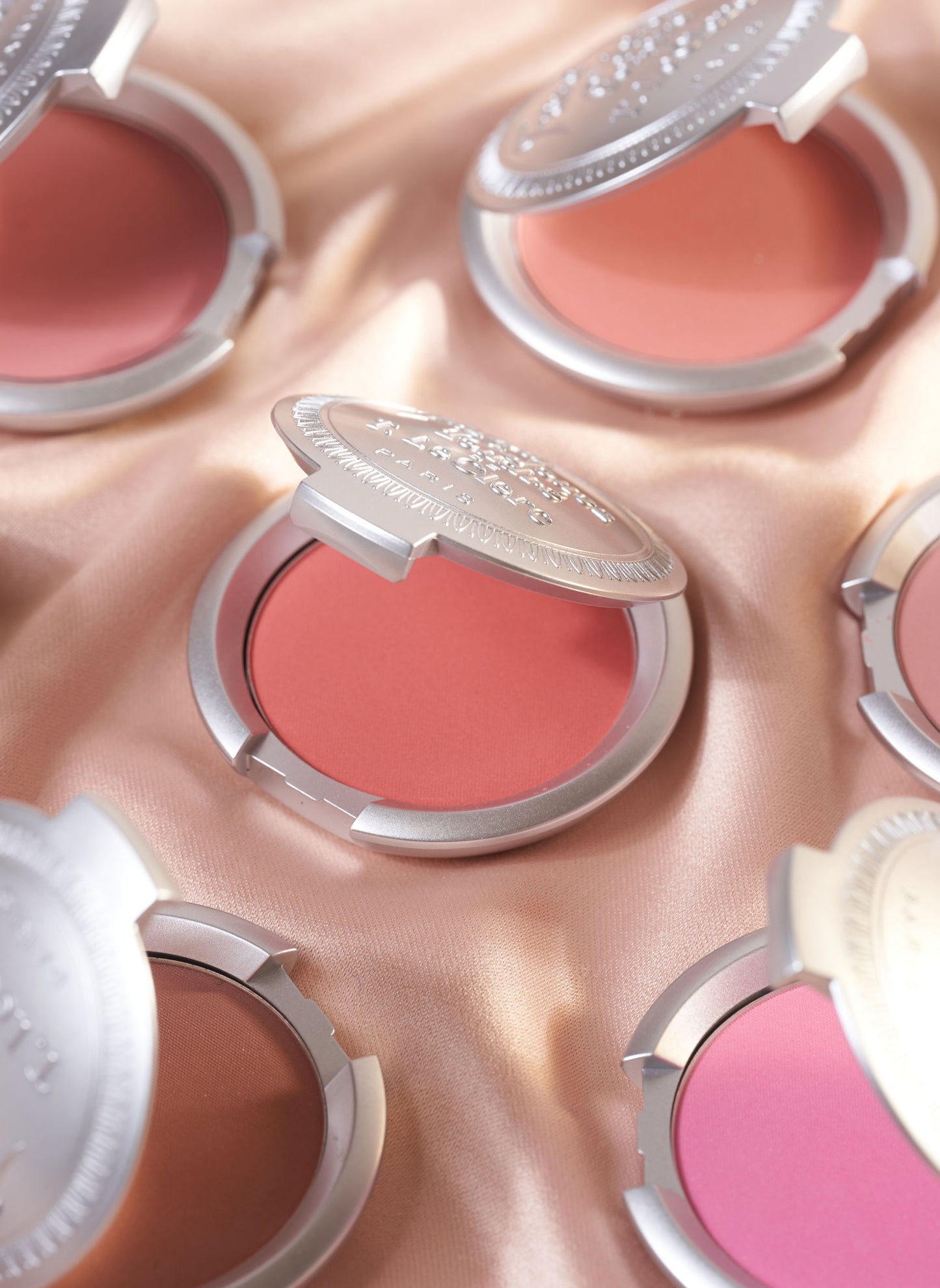 Powder Blush / 11 PÊCHE VELOUTÉ