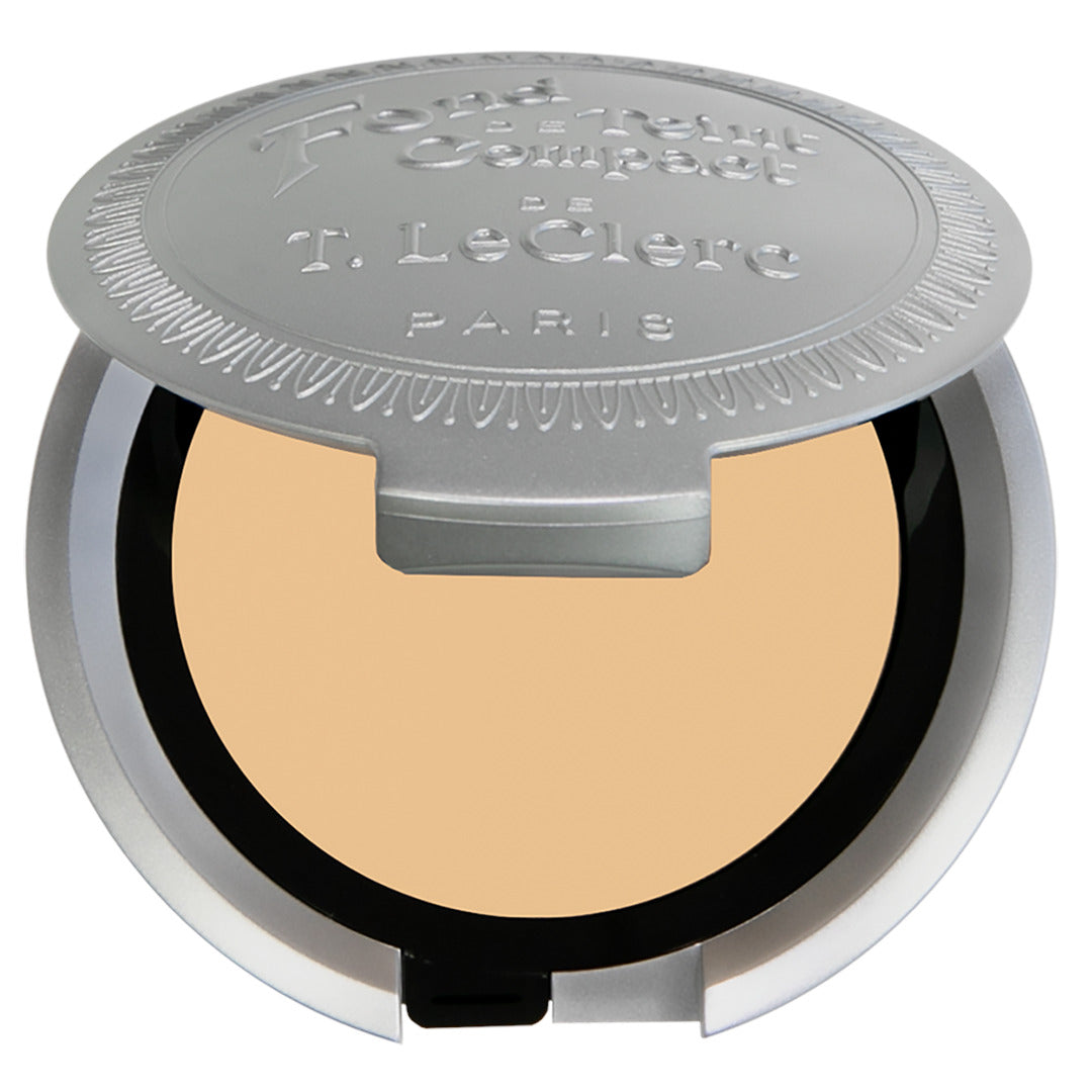 Powdery Compact Foundation / 02 Crème Poudré