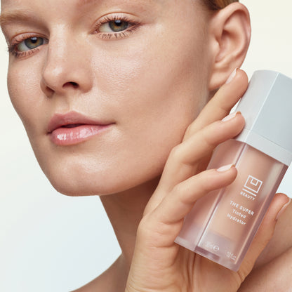 The SUPER Tinted Hydrator / Shade 02