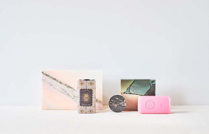 Black Sumburst Tuberose Wax Sealed Soap / 150 g