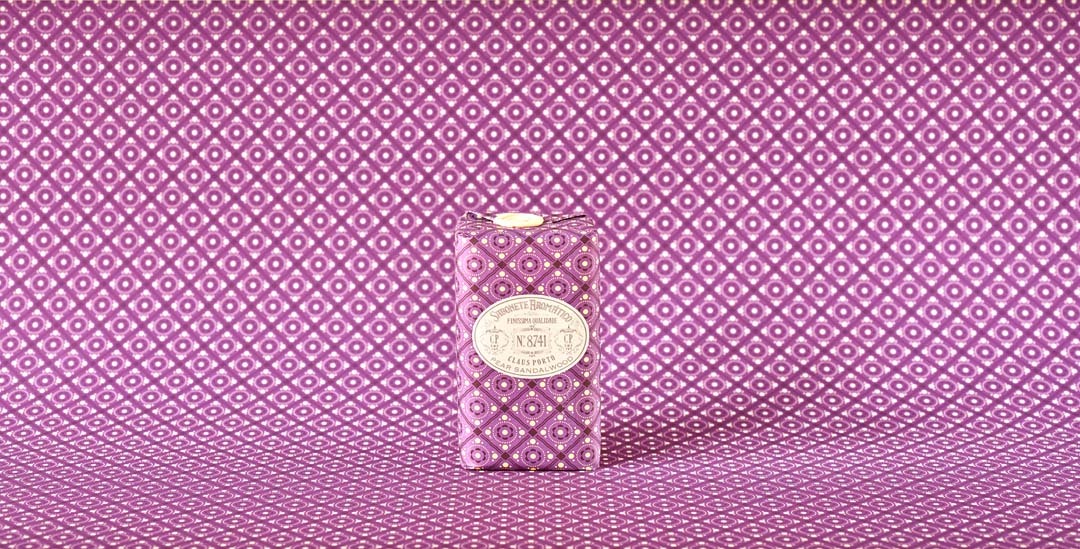 8741 Pear Sandalwood Soap / 150 g