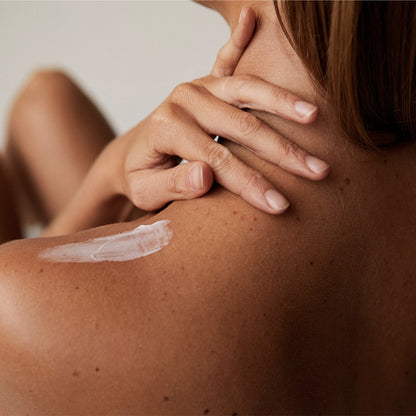 Night Glove Regenerating Body Cream / 250 ml