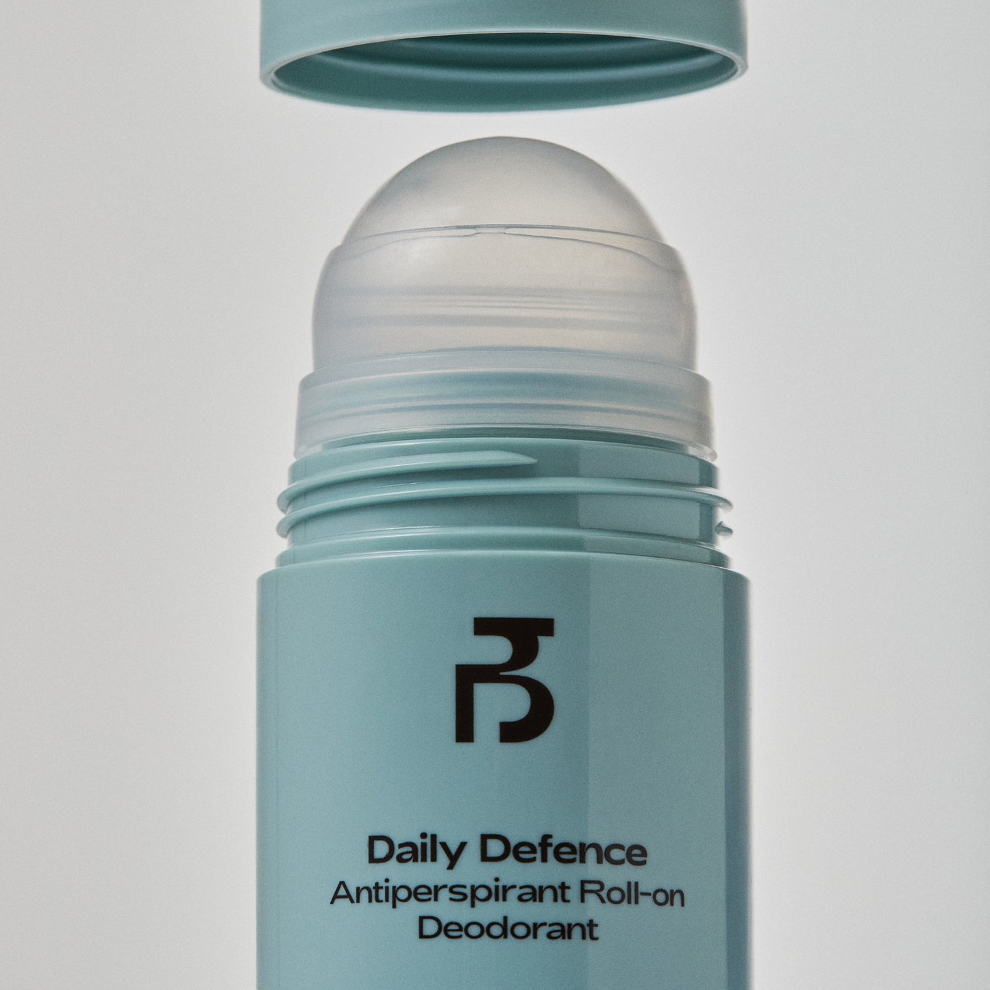 Daily Defence Antiperspirant Roll-on Deodorant