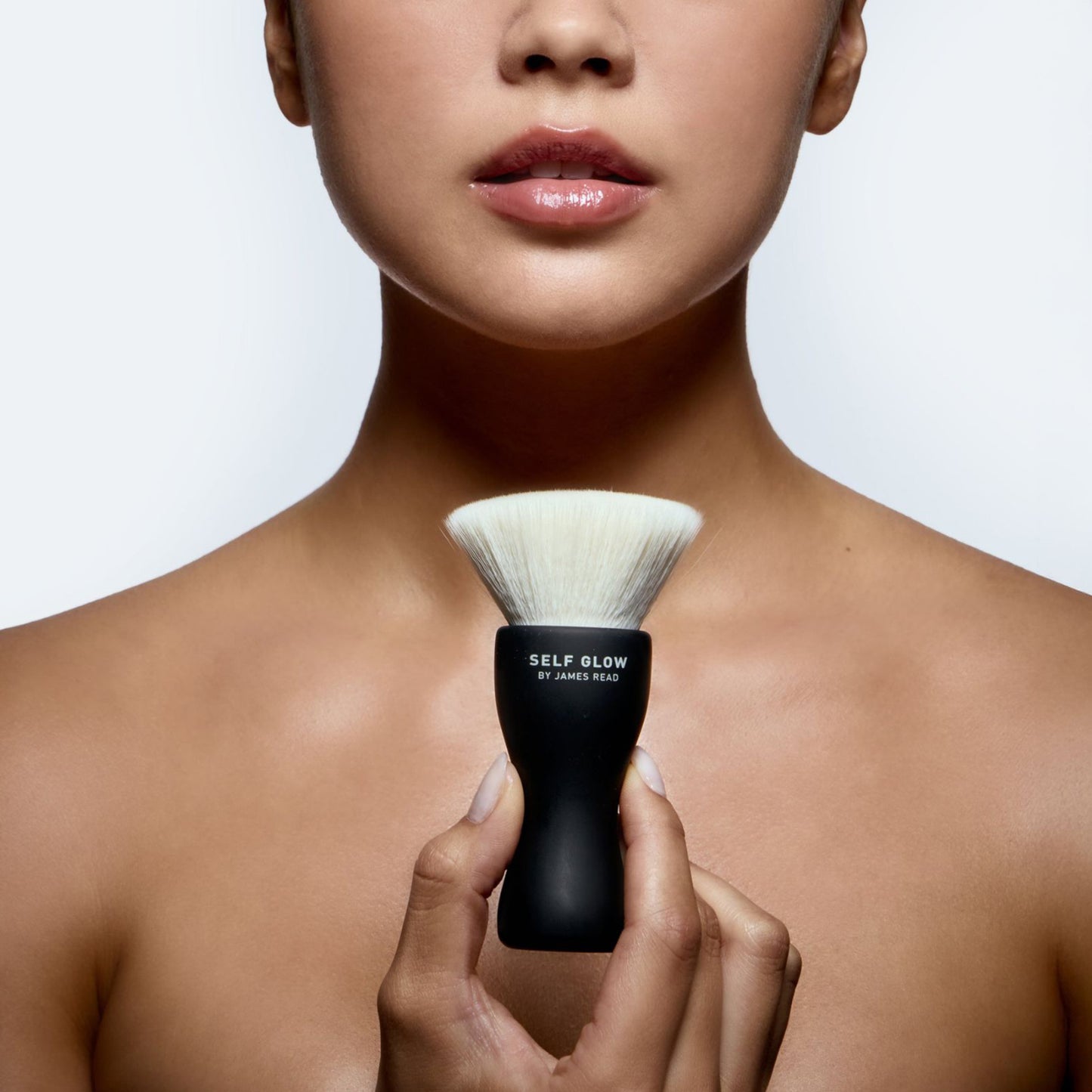 Self Glow By James Read Sunbrush Glow Face & Body Brush Ansicht 4