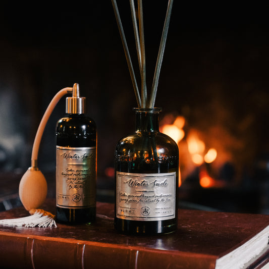 Winter Smoke - natural room diffuser