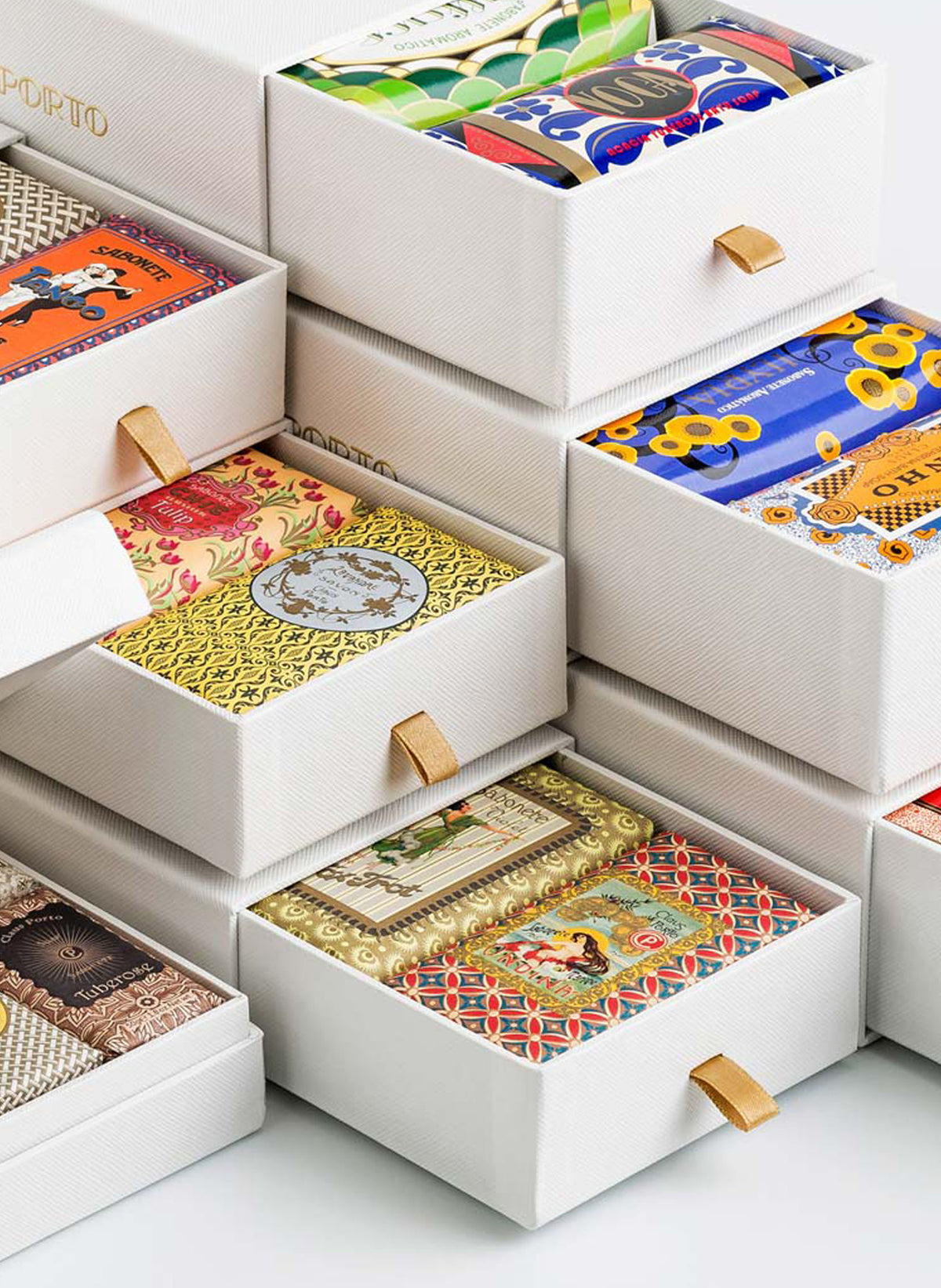 Gift Box of 3 Wax-Sealed Soaps