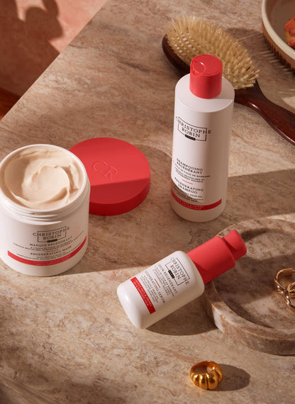 Regenerating serum with prickly pear oil
