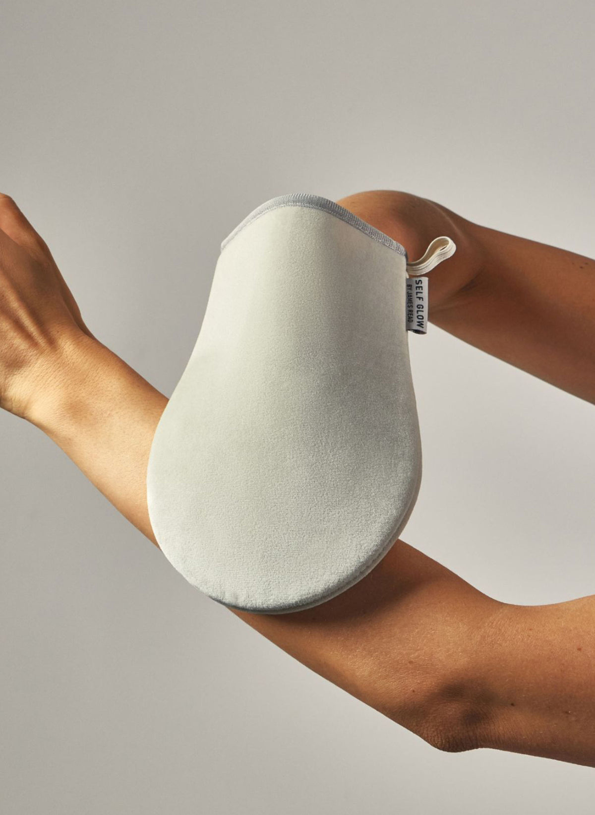 Sunmitt Glow Body Mitt/ Pouch & Carton