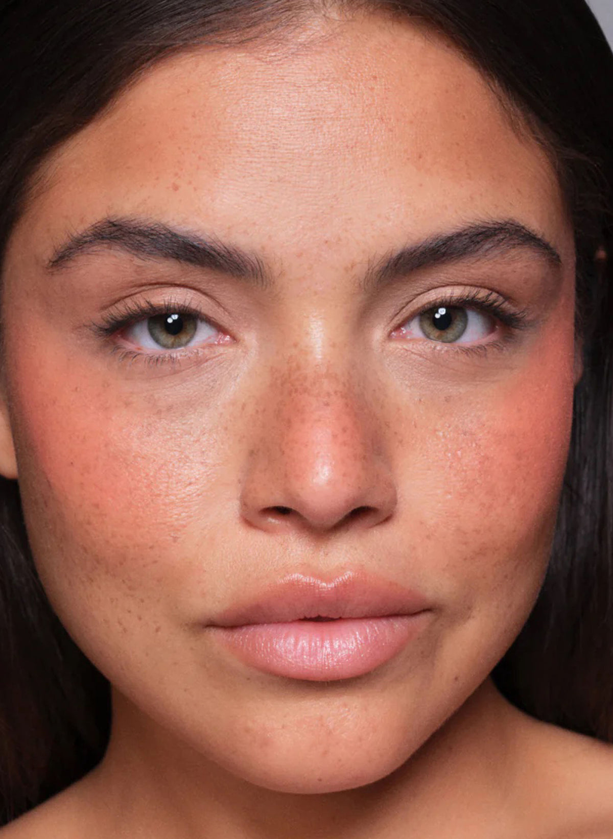 The Sensual Skin Blush / Innocence