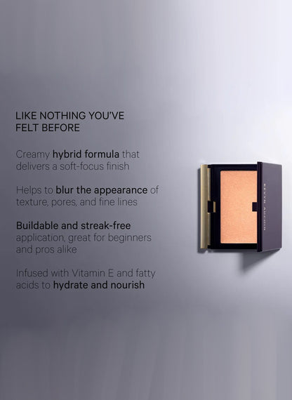 The Sensual Skin Highlighter