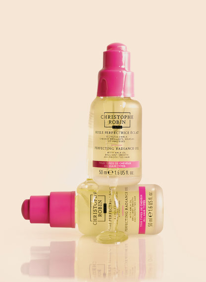 Perfecting Radiance Oil with Amla Oil
