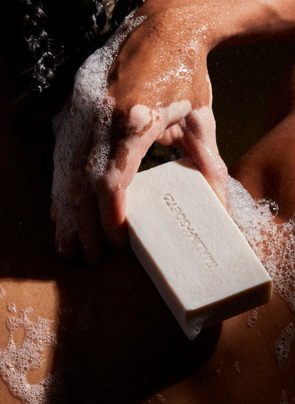 vitamin b5 hydrating bar / Dark Rum