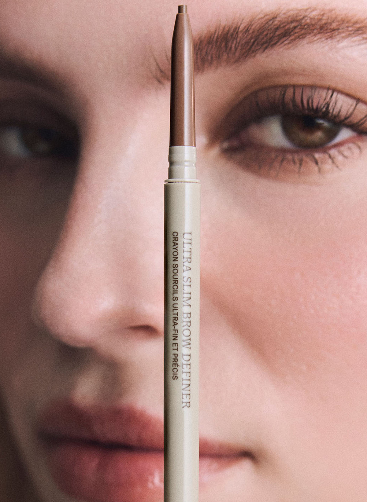 Ultra Slim Brow Definer / CHAI