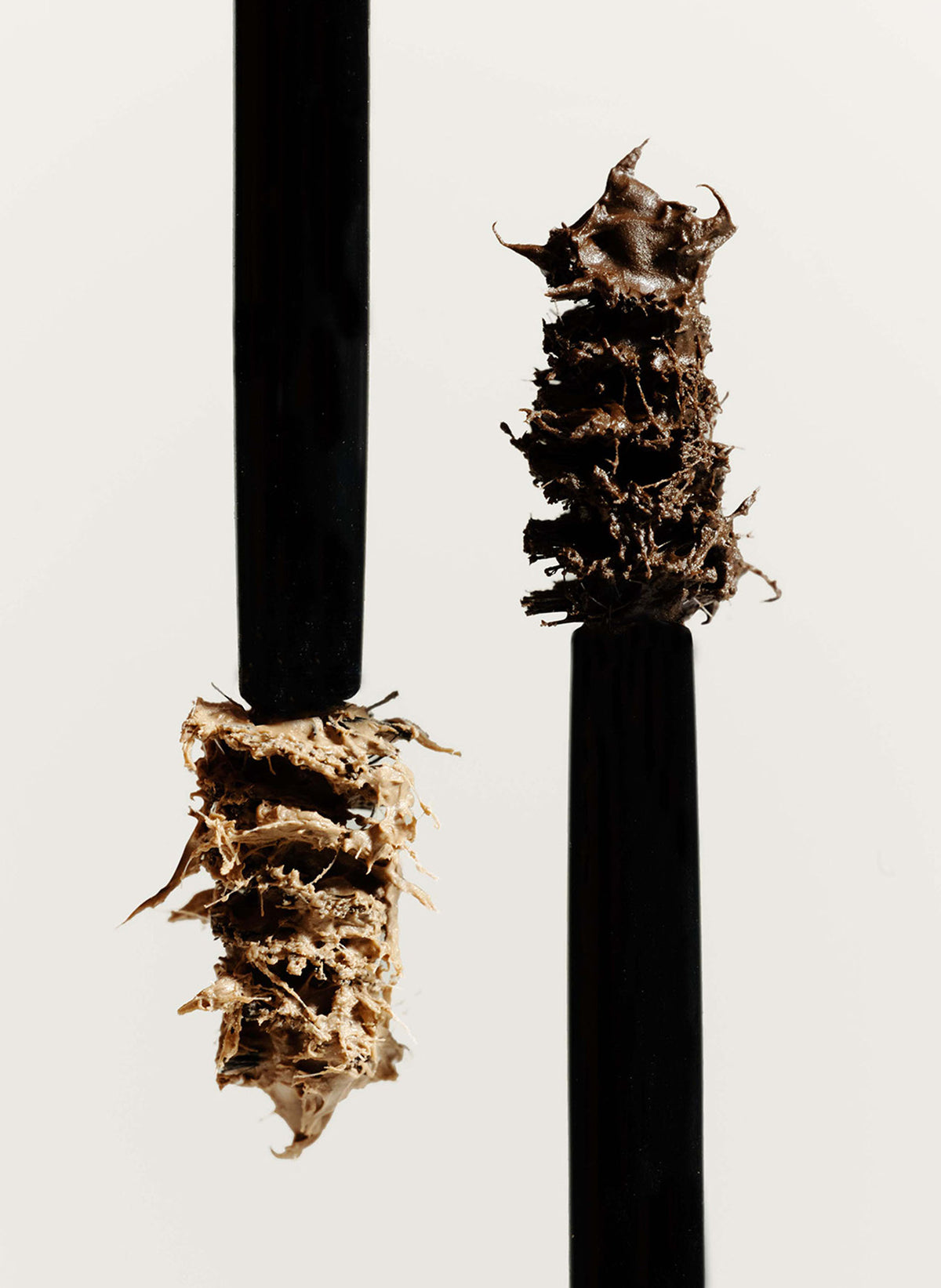 Brow Build Gel / CLOVE