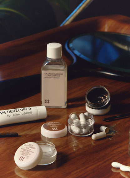 Complete Brow Tint Kit / CLOVE